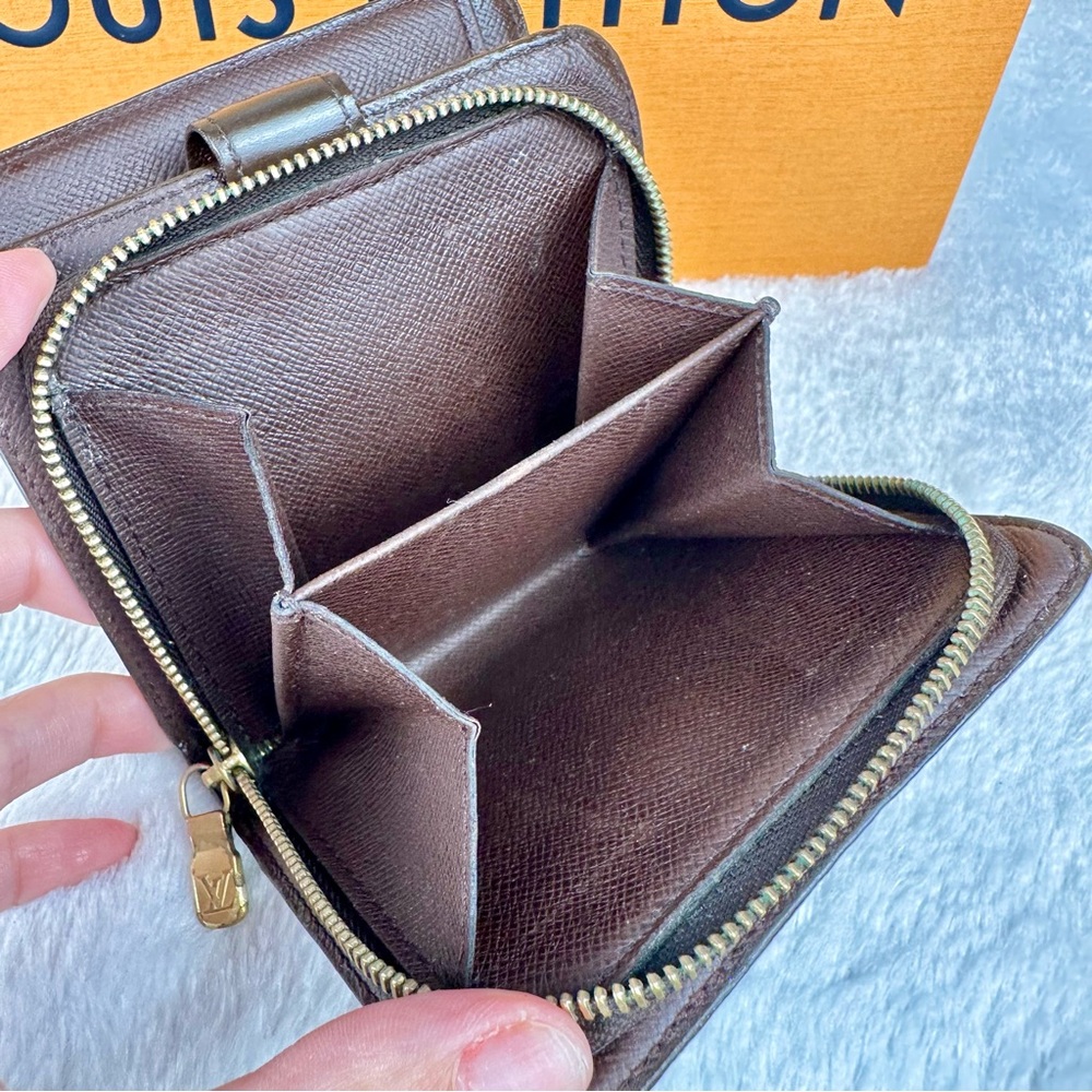 Louis Vuitton Damier Ebene Compact Wallet *READ* - Picture 13 of 13